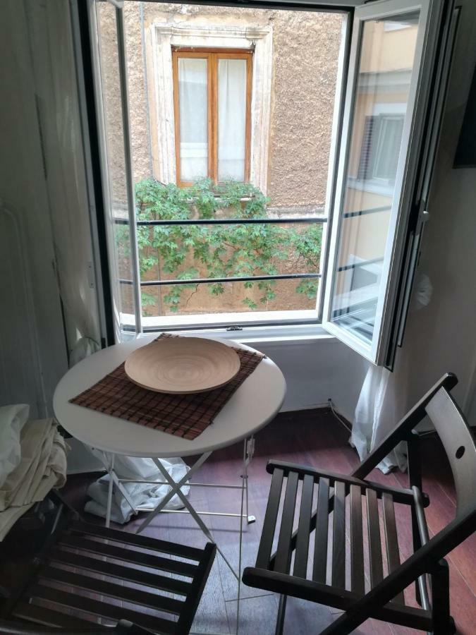 Trastevere Intimate Apartment Rom Exteriör bild